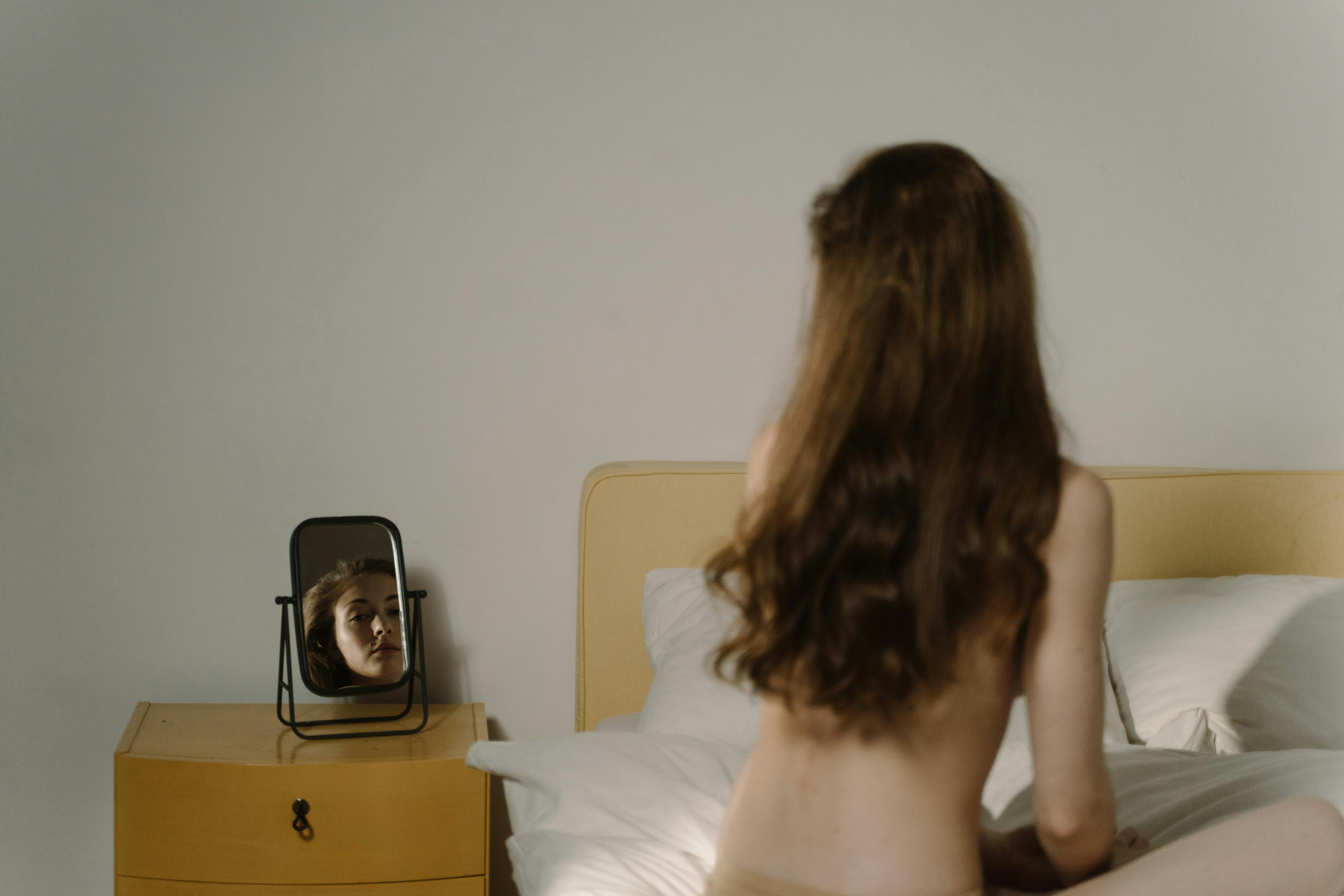 制造与企业服务：工艺质感与企业形象